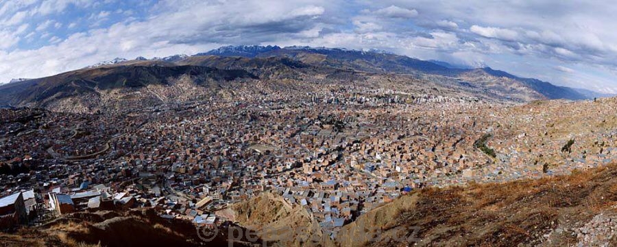 La Paz, nejve poloen hlavn msto na svt (3500 ~ 4000 m), 2007.